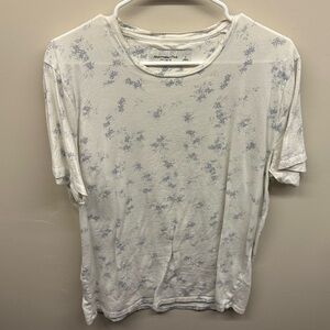 Abercrombie and Fitch Fitted T-Shirt